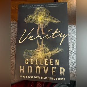 Verity Colleen hoover book
